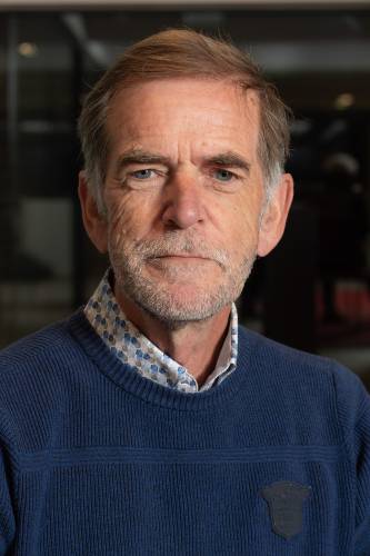 Portretfoto van Theo Jeninga, lid van de Adviesraad Sociaal Domein West Betuwe