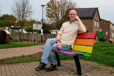 foto John Niessen op het bankje