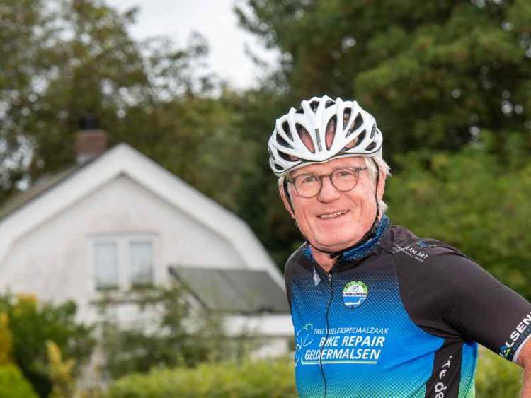 Bas gaat lekker bewegen met Old Stars