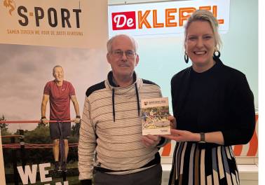 wethouder met inwoner