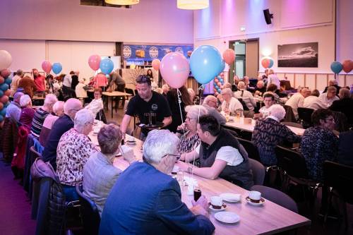 Overzichtsfoto van waarderingsbijeenkomst in Schimmert