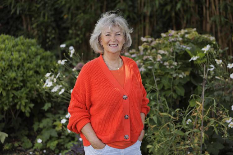 Machteld Willers Holman als vrijwilliger bij het Alzheimer Café