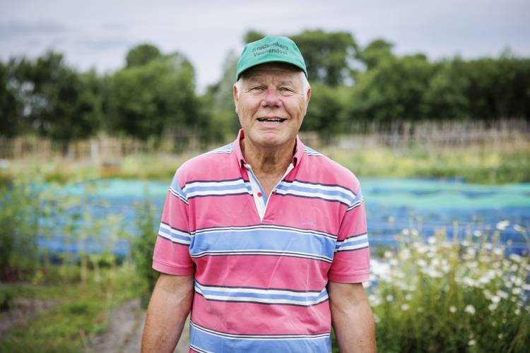 Foto van Arend Vleeming in de buitenlucht.