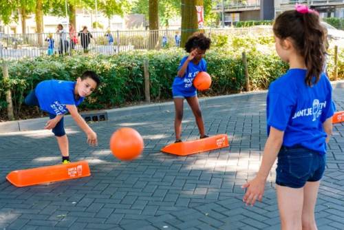 Foto van spelende kinderen