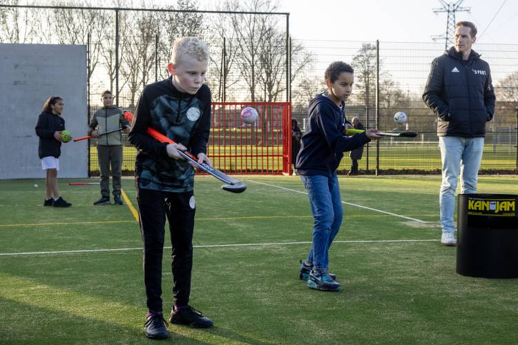 hockeybal hoog houden